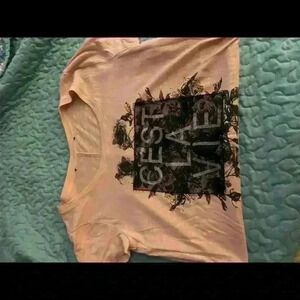 White House Black Market tee shirt